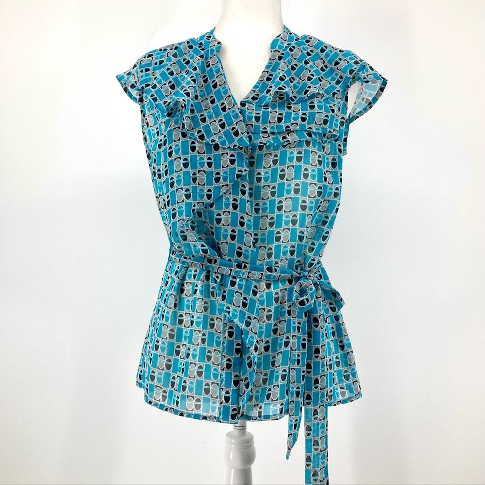 Worthington: blue polyester sleeveless blouse with ruffle at neck (S) belted